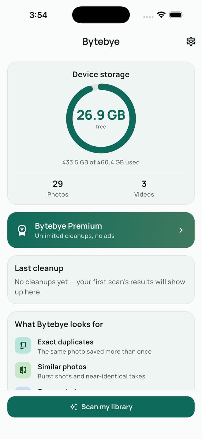 Bytebye home screen with storage use and scan button